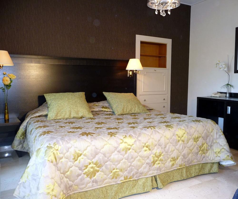 Hotel Diana Vence Exterior foto